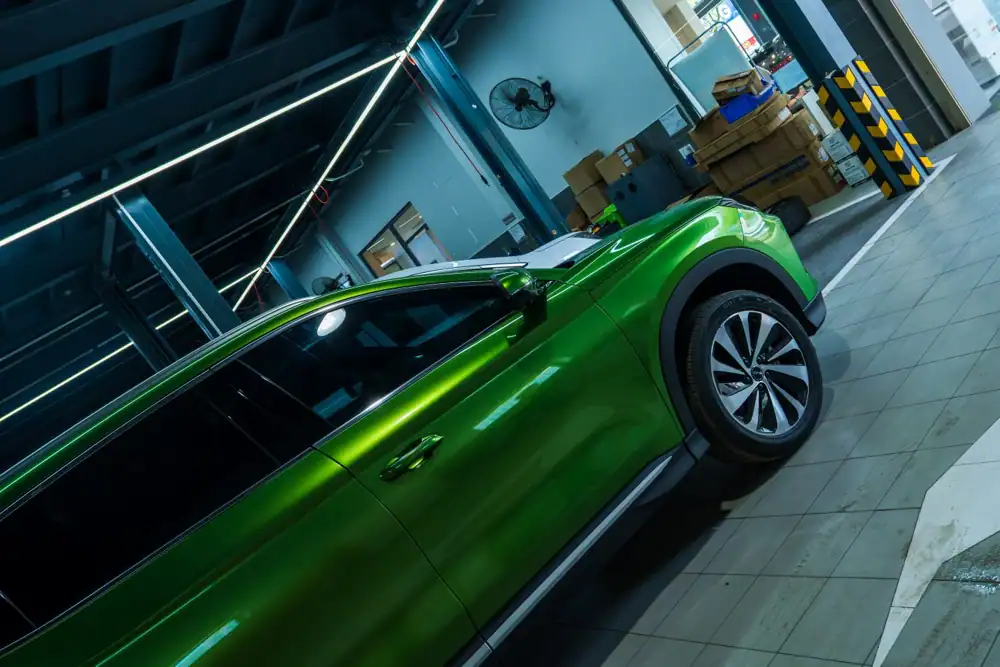 BYD Sealion 6 dán đổi màu xanh lá bóng ảnh 3