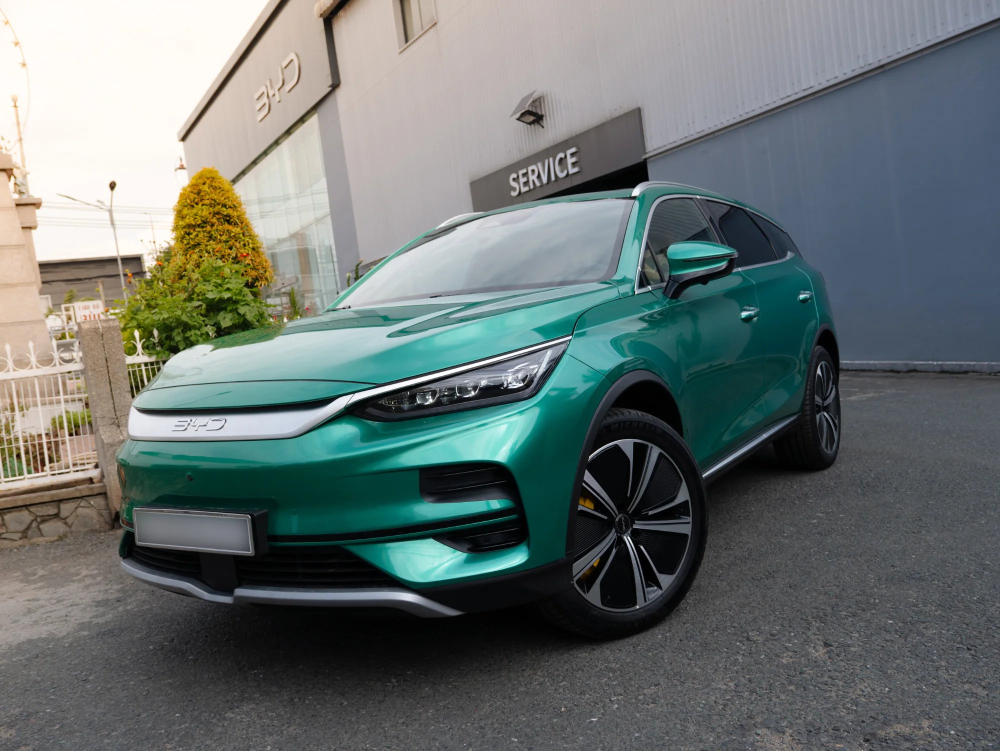 BYD Sealion 8 dán đổi màu Xanh Ngọc